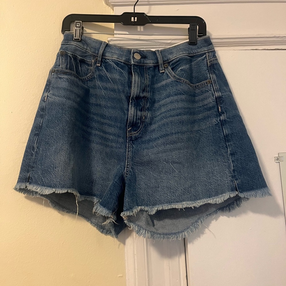 SOLD*American Eagle High Rise Shorts Size 14